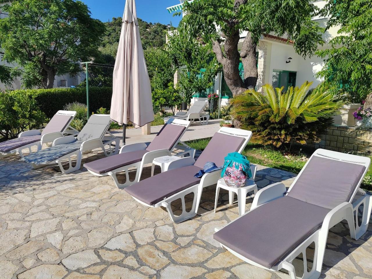 Room'S Brica Barbat na Rabu Exterior foto